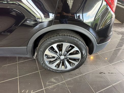 Used 2021 Buick Encore Preferred w/ Safety Package II FWD image 21