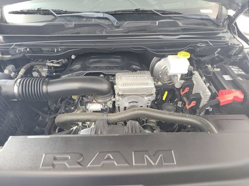 Used 2022 RAM 1500 Limited AWD/4WD image 11