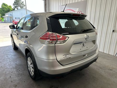 Used 2016 Nissan Rogue S AWD/4WD image 4