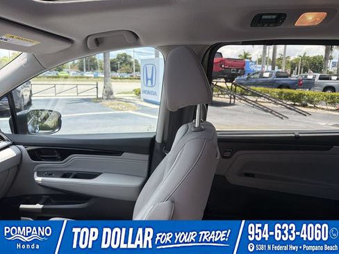 Used 2024 Honda Odyssey Touring image 14