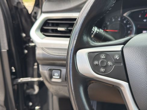 Used 2021 GMC Acadia SLT w/ Premium Package AWD/4WD image 34