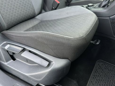 Used 2021 Volkswagen Tiguan S image 66