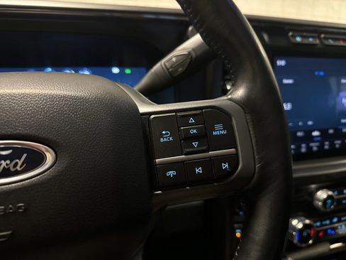 Used 2024 Ford F250 Lariat w/ Lariat Ultimate Package AWD/4WD image 32