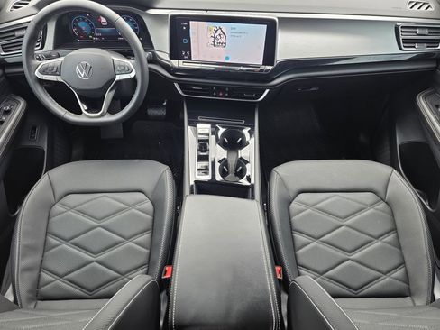 New 2026 Volkswagen Atlas Cross Sport SE FWD image 23