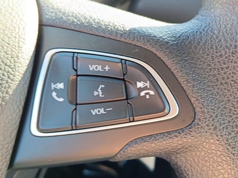 Used 2022 Ford EcoSport S image 14