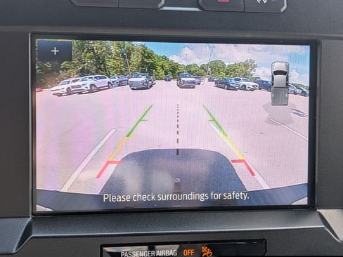 Used 2019 Ford F150 Lariat w/ Equipment Group 502A Luxury AWD/4WD image 34