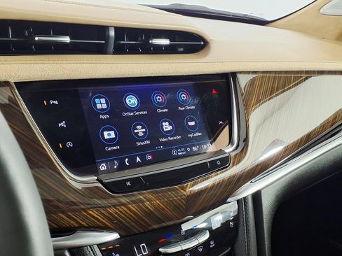 Used 2025 Cadillac XT6 Premium Luxury w/ Platinum Package AWD/4WD image 24