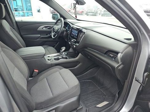Used 2023 Chevrolet Traverse LT w/ LPO, Floor Liner Package image 37