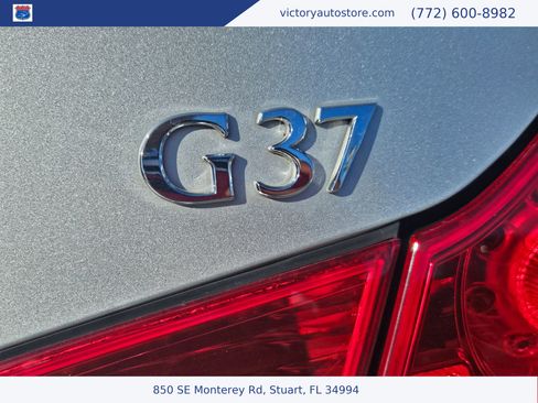 Used 2011 INFINITI G37 Journey w/ Premium Pkg image 10