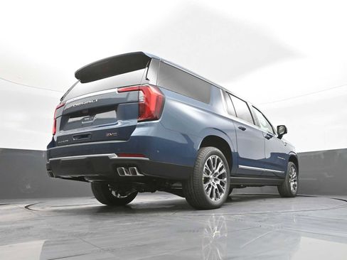 New 2026 GMC Yukon XL Denali w/ Denali Reserve Package image 41