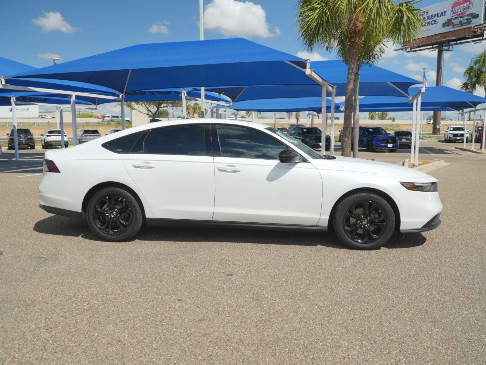 Used 2025 Honda Accord SE image 9