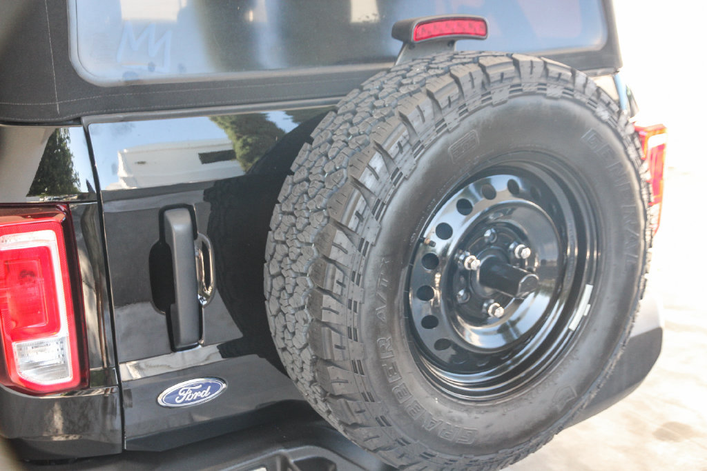 Used 2023 Ford Bronco 4-Door AWD/4WD image 8