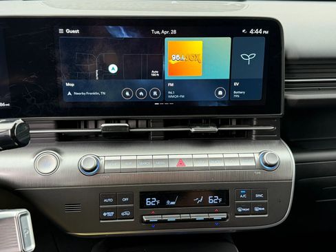 Used 2024 Hyundai Kona SEL FWD image 26