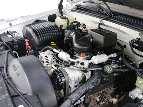 Used 1997 GMC Sierra 1500 2WD Regular Cab w/ Marketing Option Pkg 3 image 11