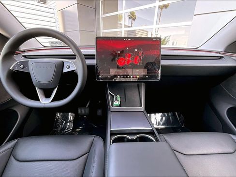 Used 2026 Tesla Model Y Long Range RWD image 14