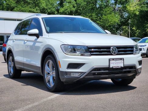 Used 2021 Volkswagen Tiguan SEL w/ 2-Row Tiguan MDO Package AWD/4WD image 3