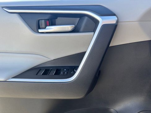 Used 2024 Toyota RAV4 XLE Premium image 19