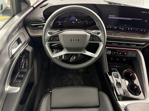 Used 2025 Audi Q5 Premium Plus w/ Premium Plus AWD/4WD image 13