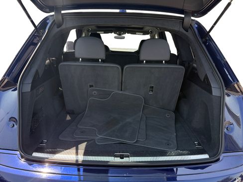 Used 2023 Audi SQ7 Prestige AWD/4WD image 17