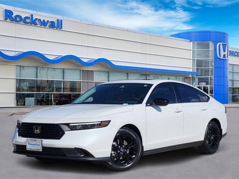 Certified 2025 Honda Accord SE image 1