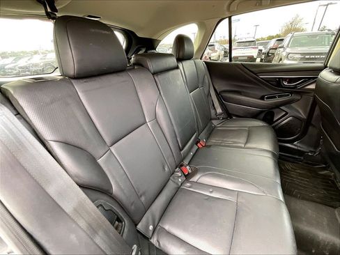 Used 2020 Subaru Outback Limited image 15
