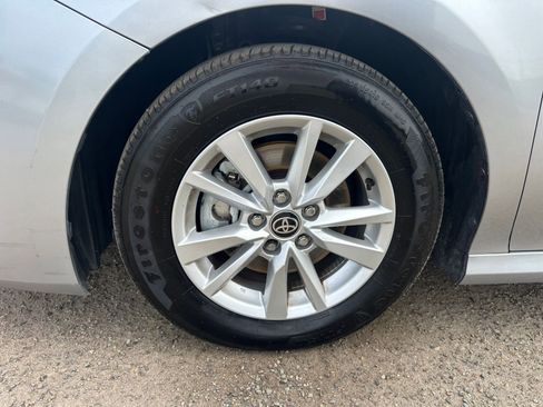 Used 2025 Toyota Camry LE image 29