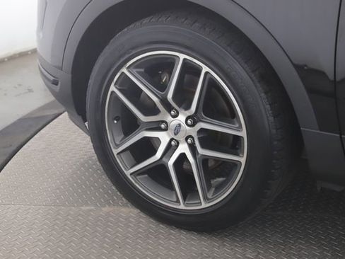 Used 2018 Ford Explorer Sport AWD/4WD image 13