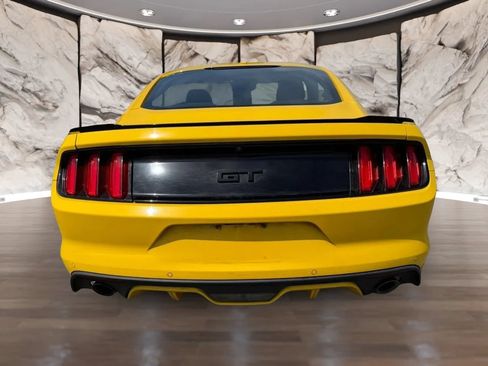 Used 2017 Ford Mustang GT Premium w/ GT Performance Package RWD image 7