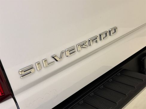 Used 2024 Chevrolet Silverado 2500 LT w/ Texas Edition image 14