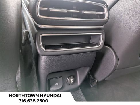 Used 2025 Genesis GV80 2.5T Standard AWD/4WD image 38