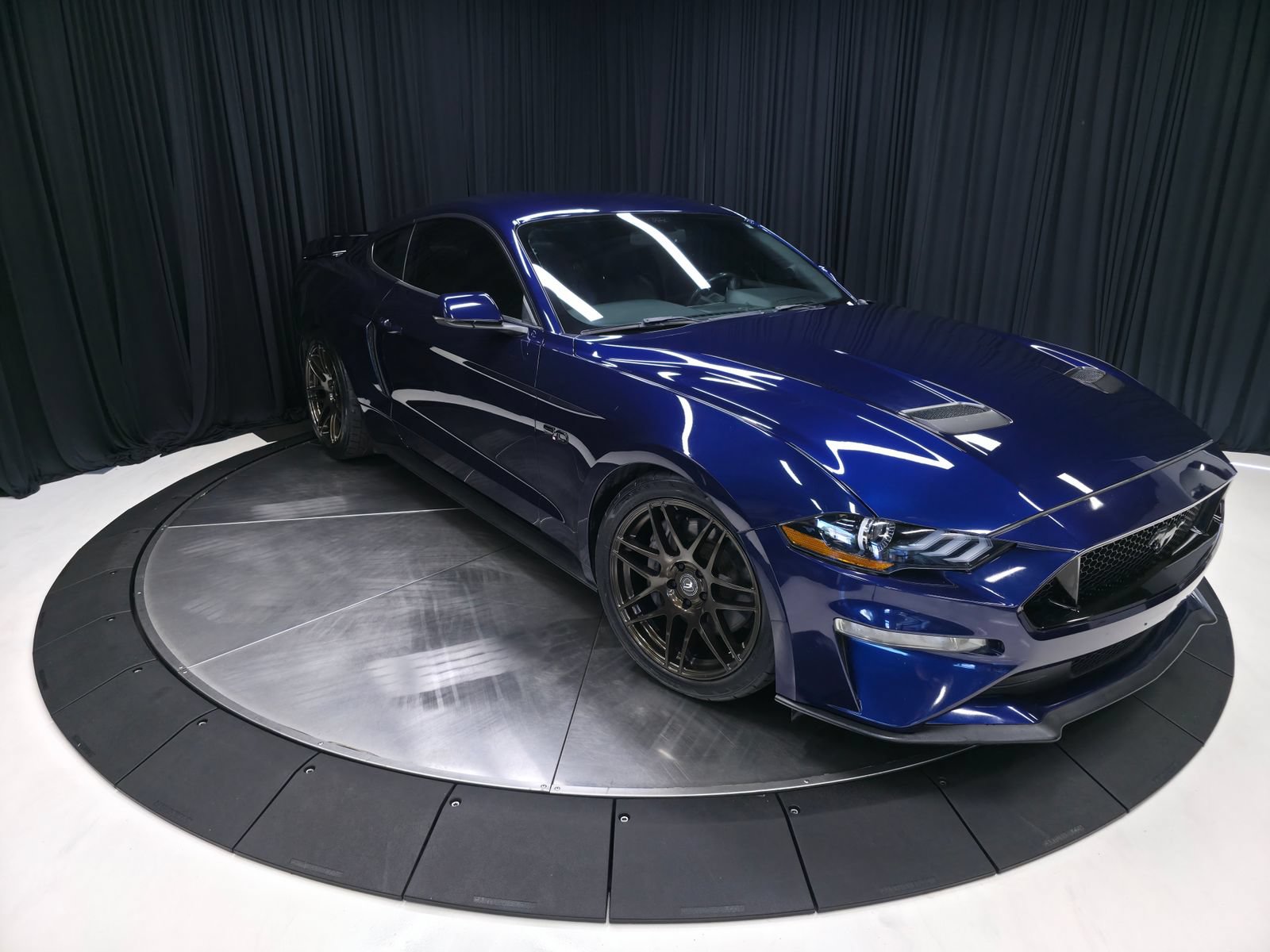 Used 2018 Ford Mustang GT Premium w/ Enhanced Security Package RWD image 16