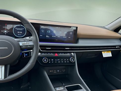 New 2025 Hyundai Sonata Limited image 19