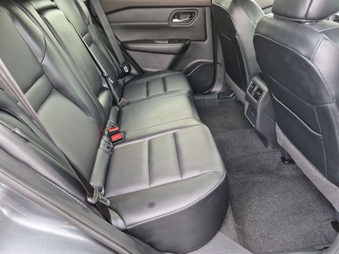 Used 2023 Nissan Rogue SV w/ SV Premium B Package AWD/4WD image 25