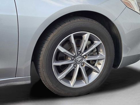 Used 2018 Acura TLX FWD image 11
