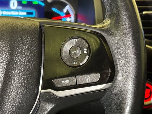 Used 2022 Honda Pilot Touring image 32