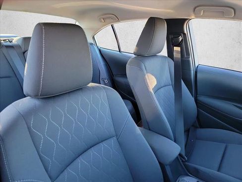 Used 2025 Toyota Corolla LE image 15