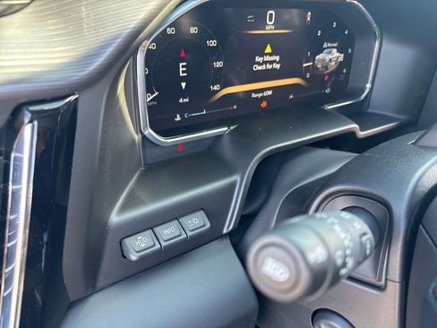 New 2026 GMC Sierra 1500 Denali Ultimate w/ LPO, Black Badging Package AWD/4WD image 29