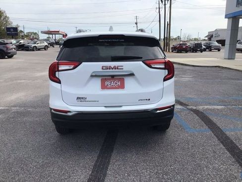 Used 2022 GMC Terrain AT4 w/ Infotainment Package II image 4