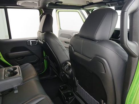 New 2025 Jeep Gladiator Sport S image 24