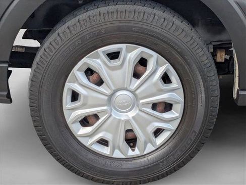 Used 2019 Ford Transit 350 XLT image 25