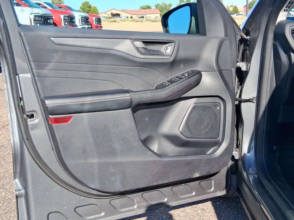 Used 2023 Ford Escape Active FWD image 10