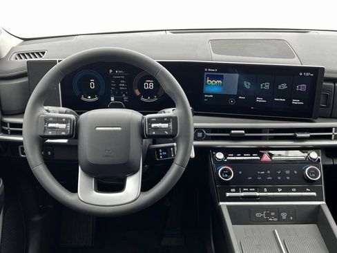 New 2025 Hyundai Santa Fe SEL FWD image 17