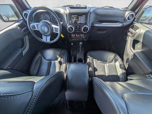 Used 2016 Jeep Wrangler Unlimited Rubicon image 19