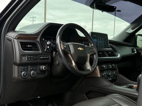 Used 2021 Chevrolet Suburban High Country image 16