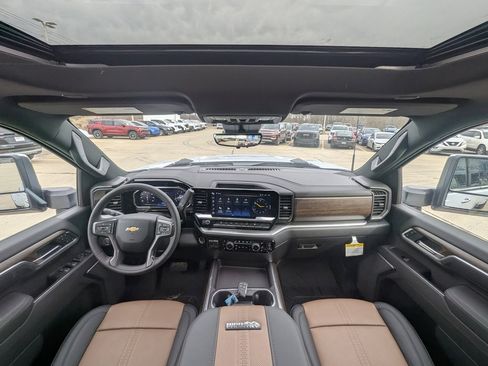 New 2026 Chevrolet Silverado 3500 High Country w/ High Country Premium Package image 19