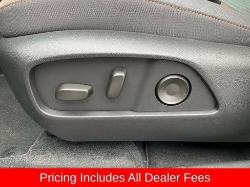 New 2026 Chevrolet Equinox ACTIV w/ Convenience Package III AWD/4WD image 3