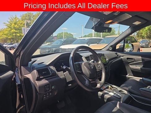 Used 2023 Honda Passport TrailSport image 6