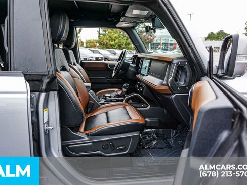 Used 2024 Ford Bronco Outer Banks image 23