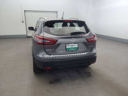 Used 2022 Nissan Rogue Sport SV image 6