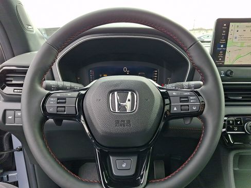 New 2026 Honda Pilot Black Edition image 9